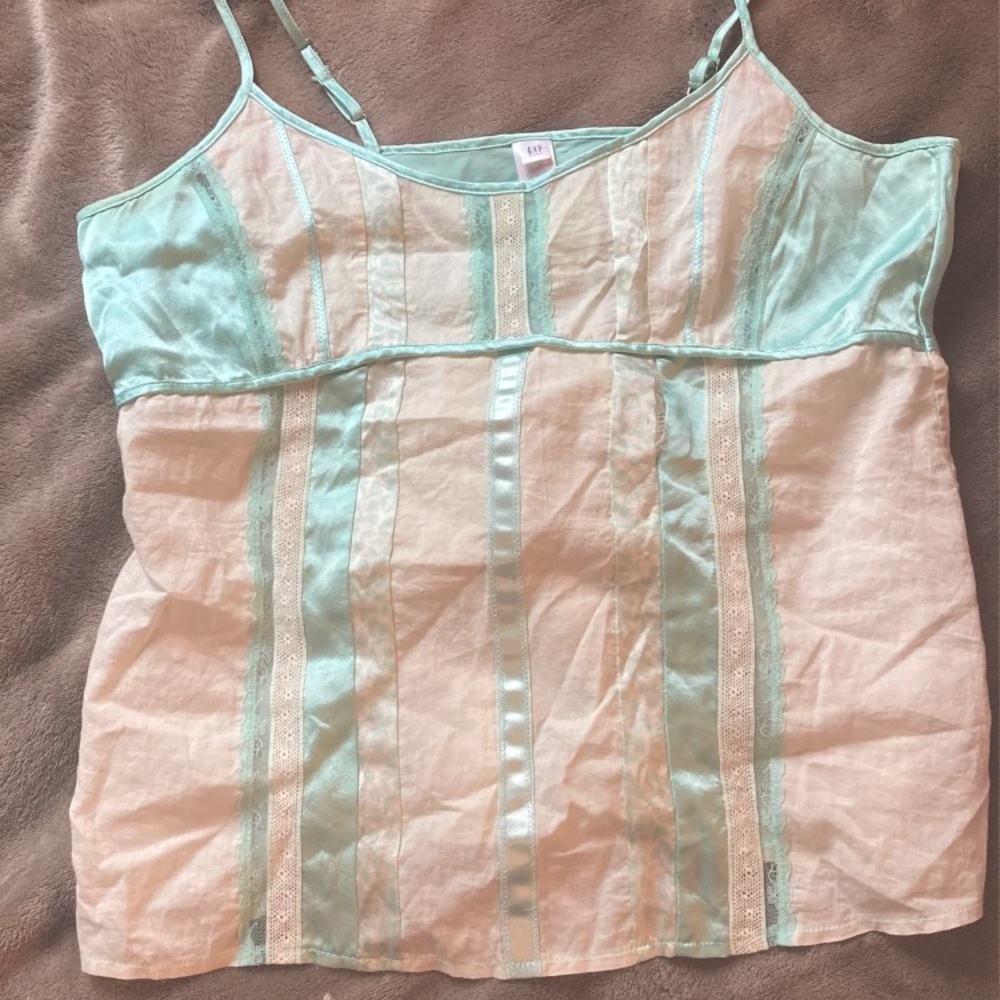 Y2k Gap Lace camisole